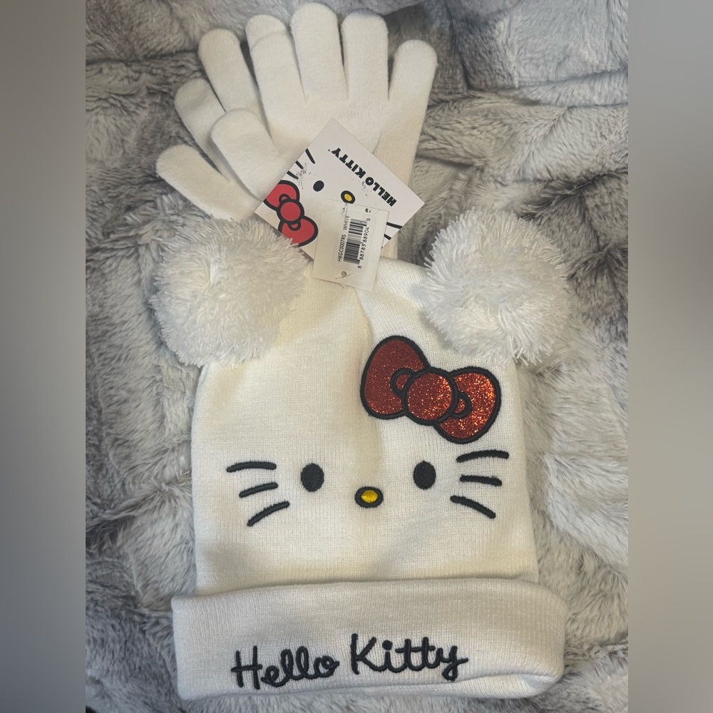Sanrio/Hello Kitty - Girls 2 Piece Set - Toboggan & Gloves - BRAND NEW CLEAN